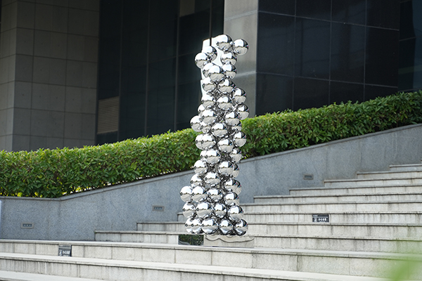 ball sculpture